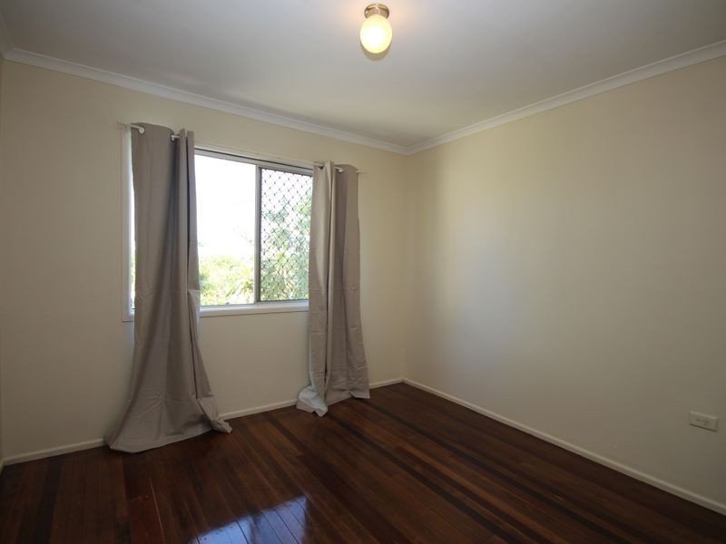 19 Moore Street, Logan Central QLD 4114