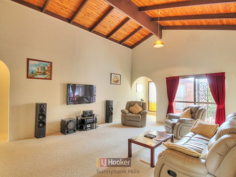 17 Marsala Street, Calamvale QLD 4116