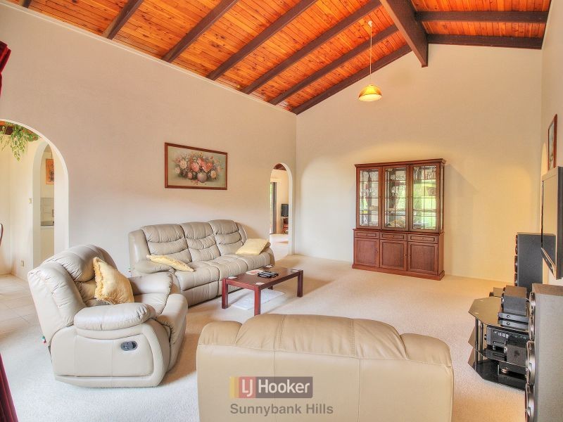 17 Marsala Street, Calamvale QLD 4116