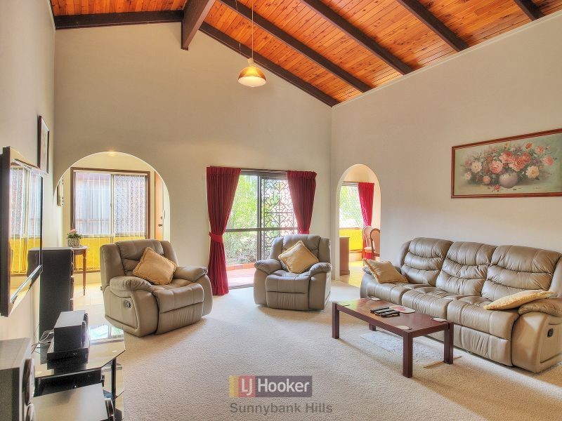 17 Marsala Street, Calamvale QLD 4116