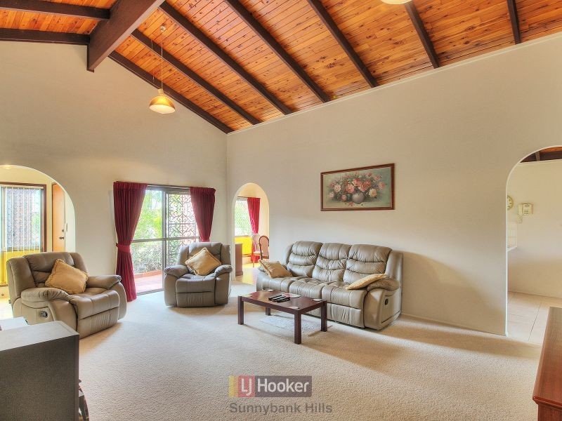 17 Marsala Street, Calamvale QLD 4116