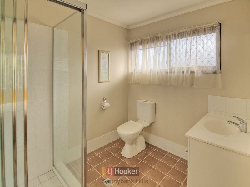 17 Marsala Street, Calamvale QLD 4116