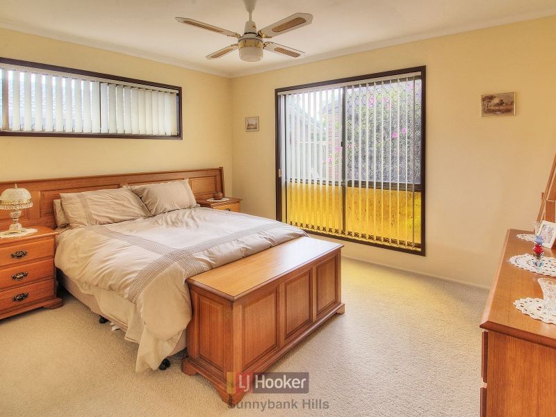 17 Marsala Street, Calamvale QLD 4116