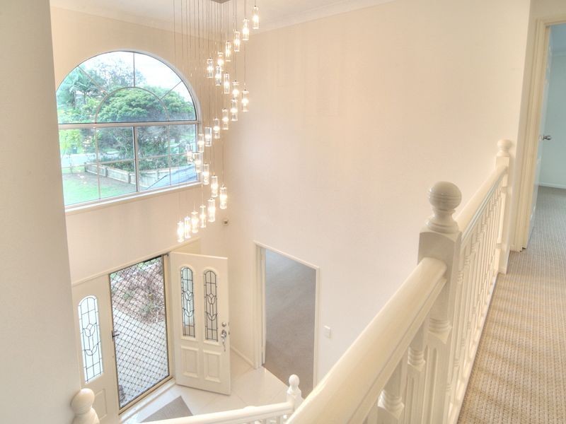 10 Maywood Crescent, Calamvale QLD 4116