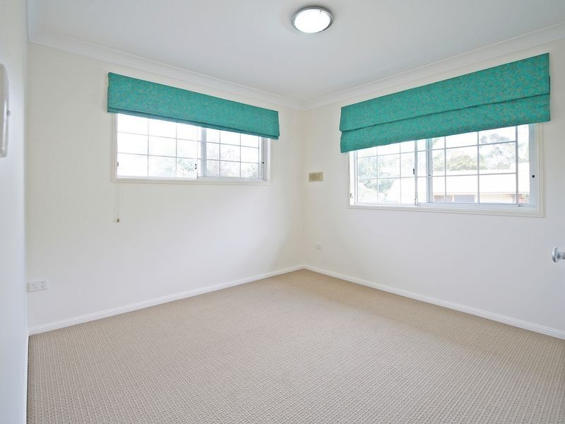 10 Maywood Crescent, Calamvale QLD 4116