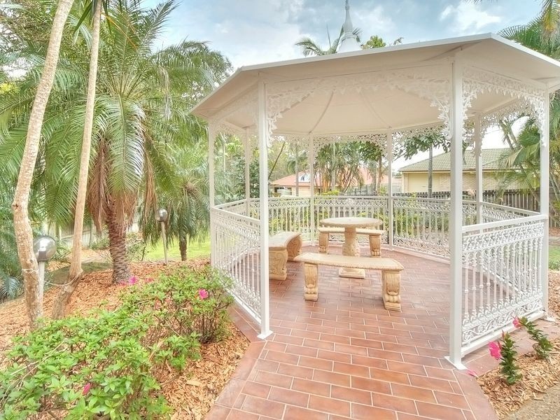 10 Maywood Crescent, Calamvale QLD 4116