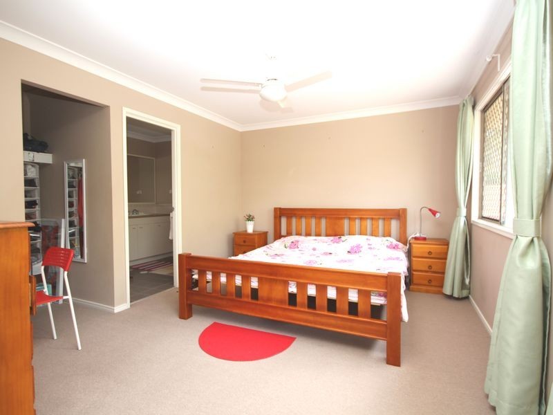 21 Huegill Street, Calamvale QLD 4116