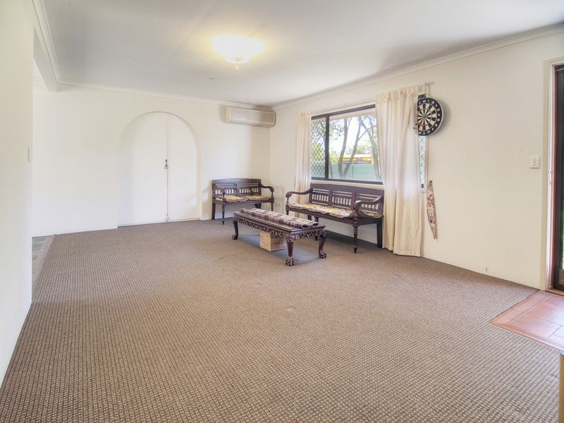 92 Mains Road, Sunnybank QLD 4109