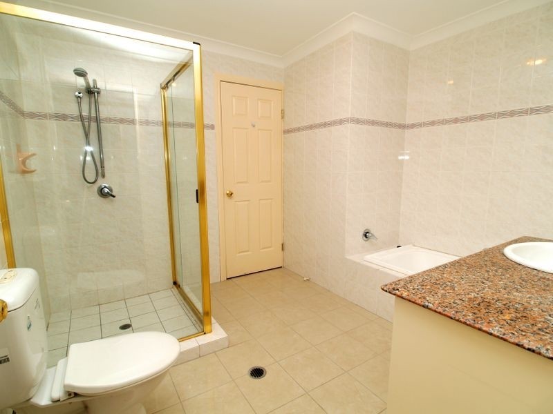 26 Curzon St, Sunnybank Hills QLD 4109