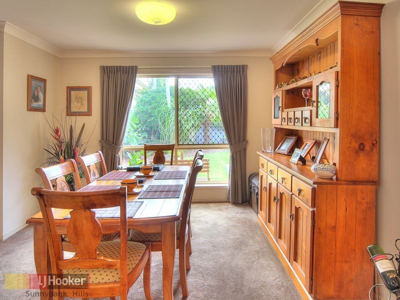 20 Hoover Court, Stretton QLD 4116