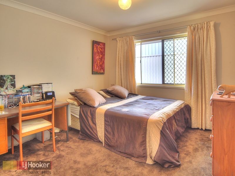 20 Hoover Court, Stretton QLD 4116