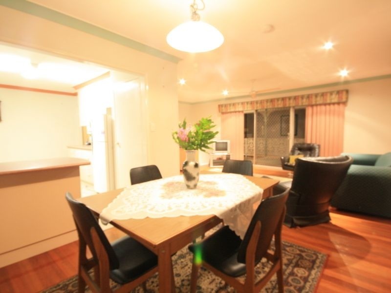 25 Longridge St, Macgregor QLD 4109