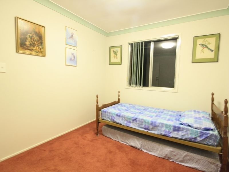 25 Longridge St, Macgregor QLD 4109