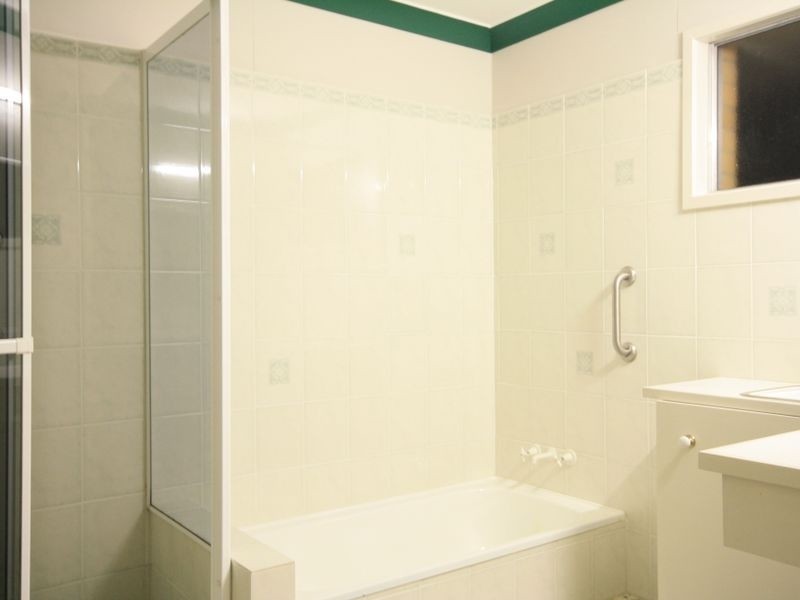 25 Longridge St, Macgregor QLD 4109