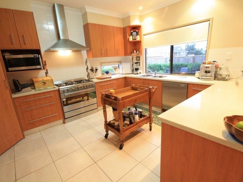 29 Dellforest Dr, Calamvale QLD 4116