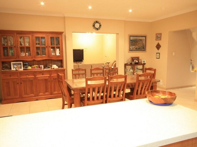 29 Dellforest Dr, Calamvale QLD 4116