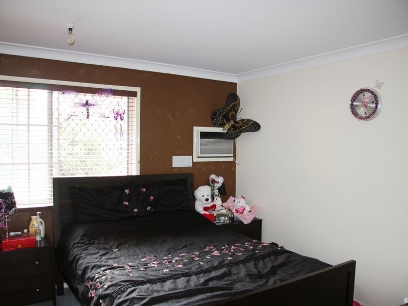 9 Cleveland Pl, Stretton QLD 4116