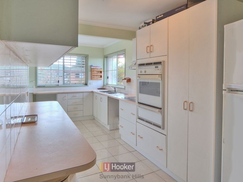 29 Devonlea Street, Eight Mile Plains QLD 4113