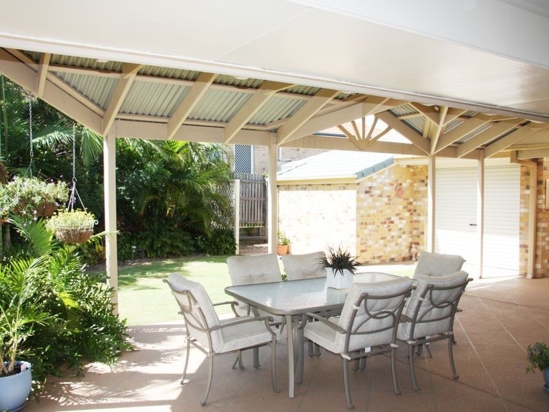 6 Lincoln Place, Stretton QLD 4116