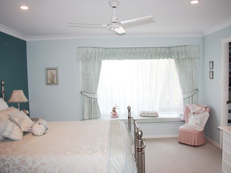 6 Lincoln Place, Stretton QLD 4116