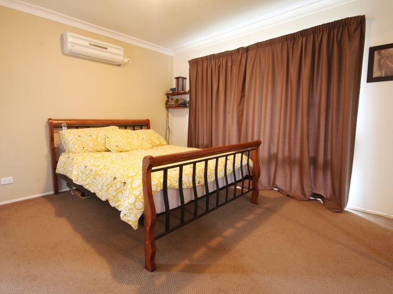 25 Tathra Place, Parkinson QLD 4115