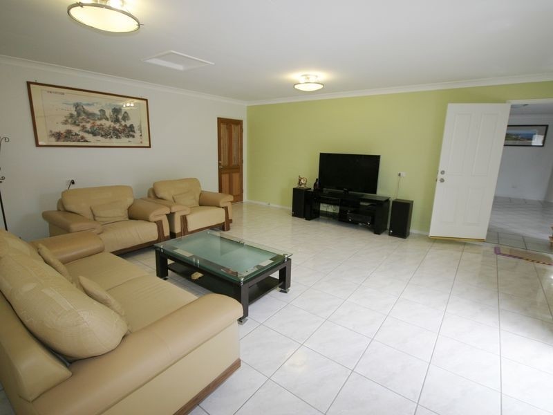 26 Benbek Circuit, Sunnybank Hills QLD 4109