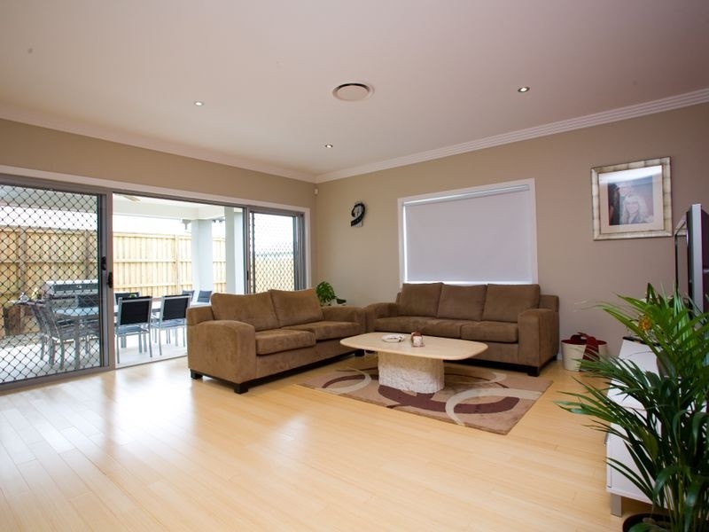 16 Inverness St, Underwood QLD 4119