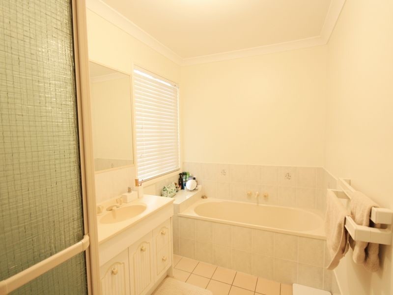 7 Adamson Wy, Runcorn QLD 4113