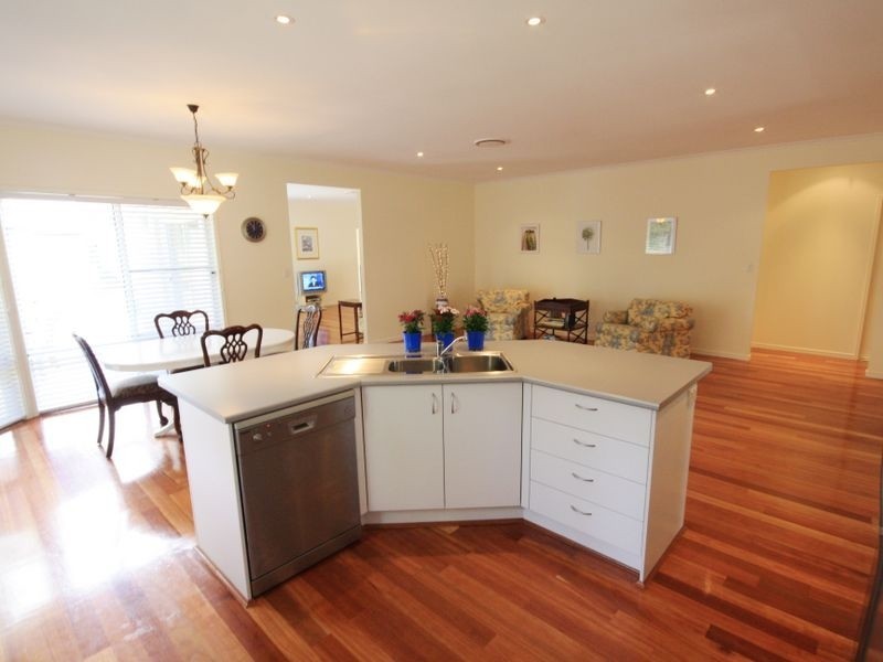 45 Toorak St, Parkinson QLD 4115