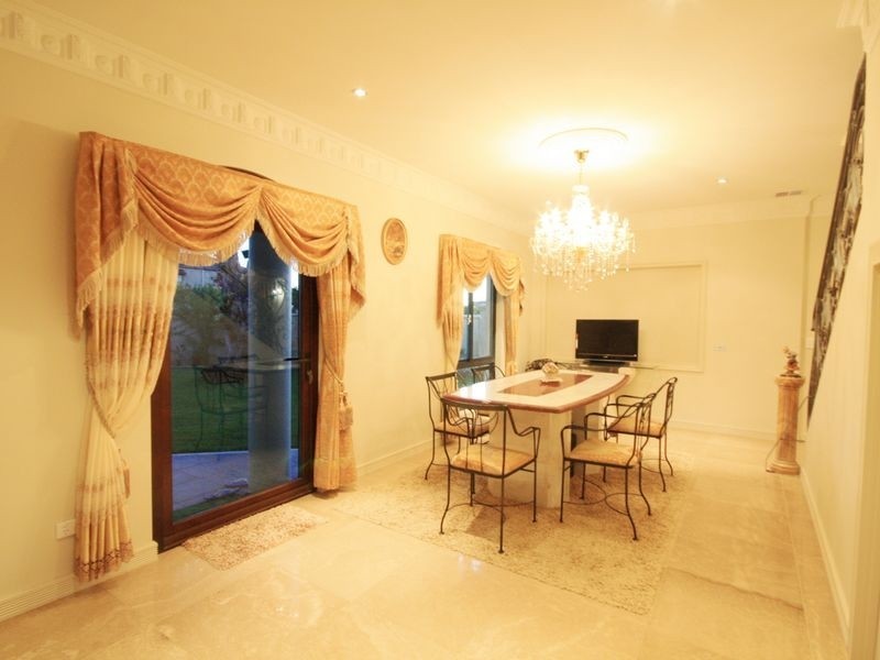 1 Amber Cl, Eight Mile Plains QLD 4113