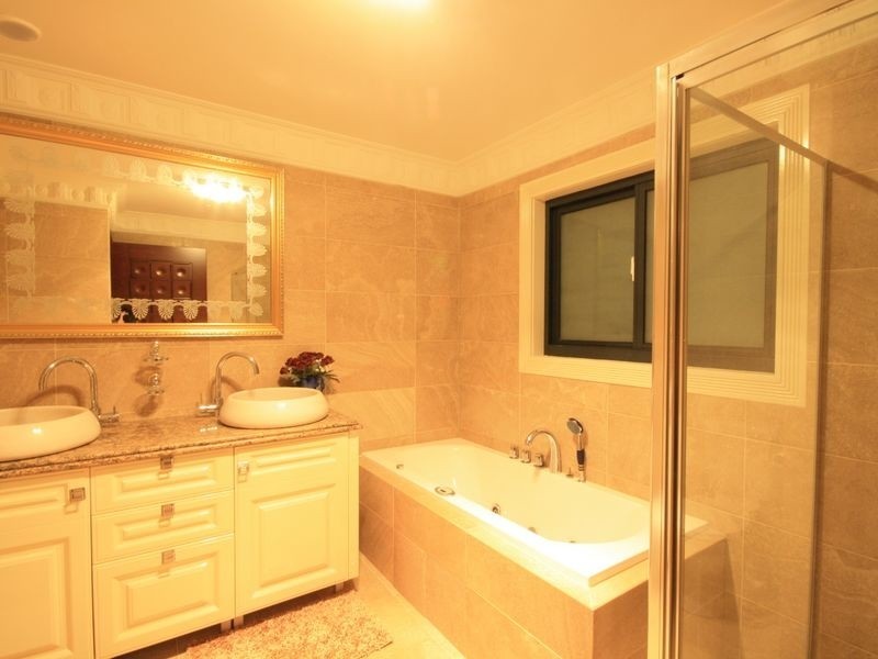 1 Amber Cl, Eight Mile Plains QLD 4113