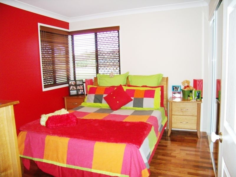 10 Regent St, Eight Mile Plains QLD 4113