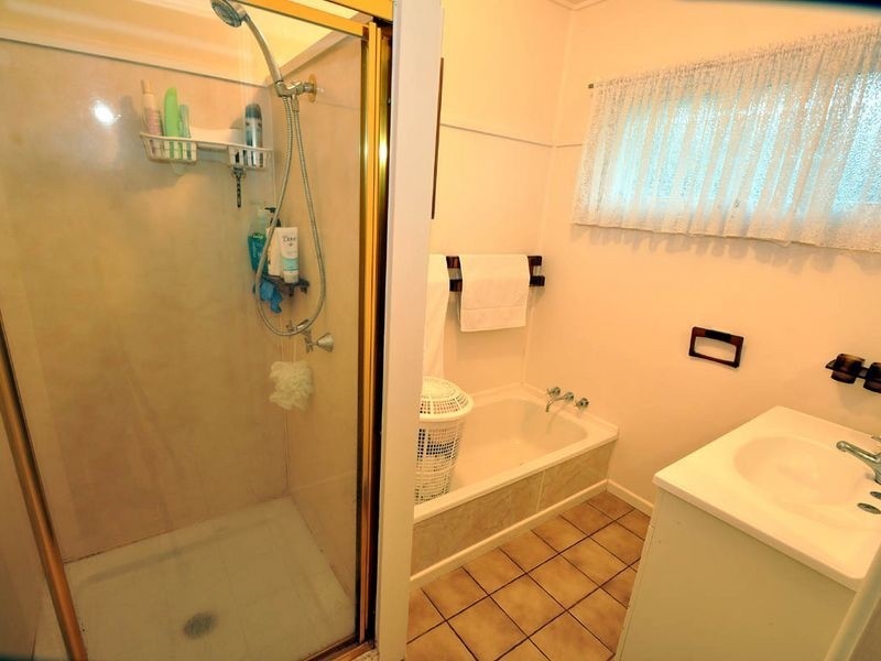 32 Lindis Rd, Sunnybank Hills QLD 4109