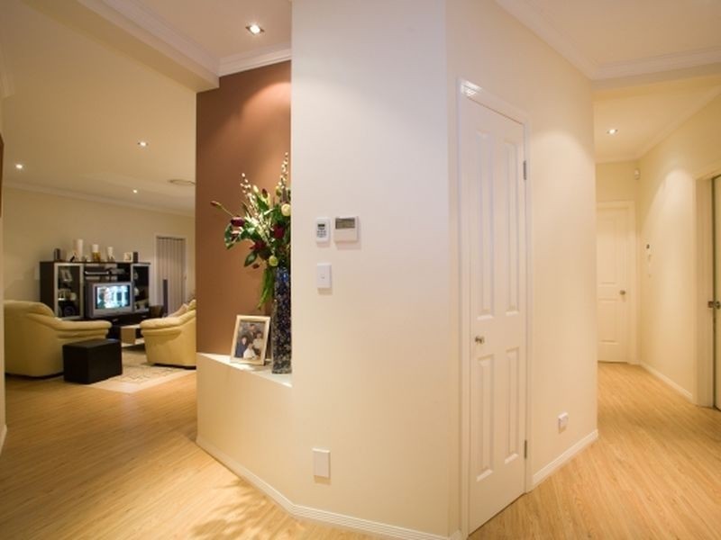 80 Warrigal Rd, Runcorn QLD 4113