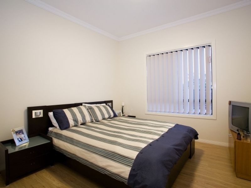 80 Warrigal Rd, Runcorn QLD 4113