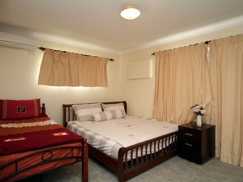 7 Ceriman Street, Macgregor QLD 4109