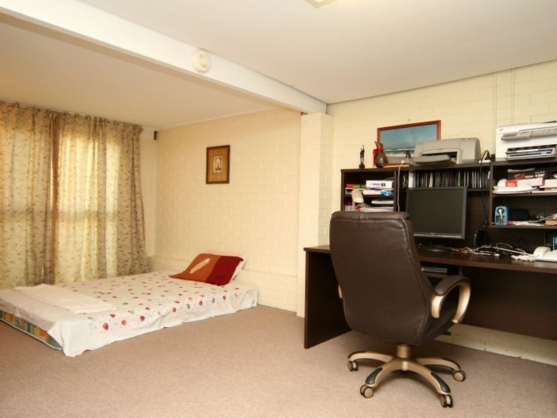 7 Ceriman Street, Macgregor QLD 4109