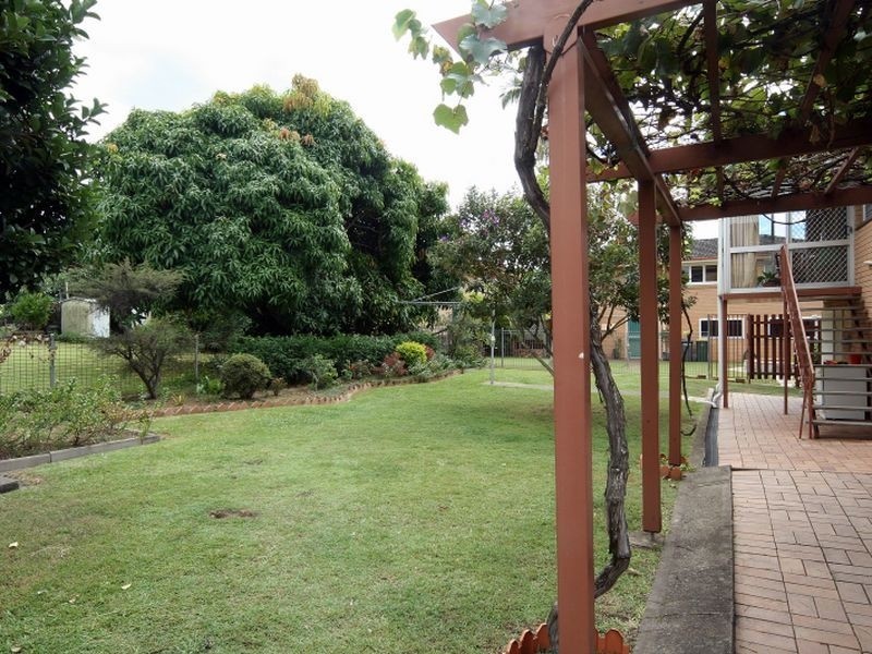 7 Ceriman Street, Macgregor QLD 4109