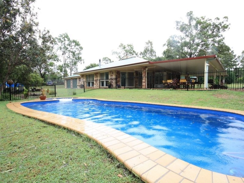 401 Begley Rd, Greenbank QLD 4124