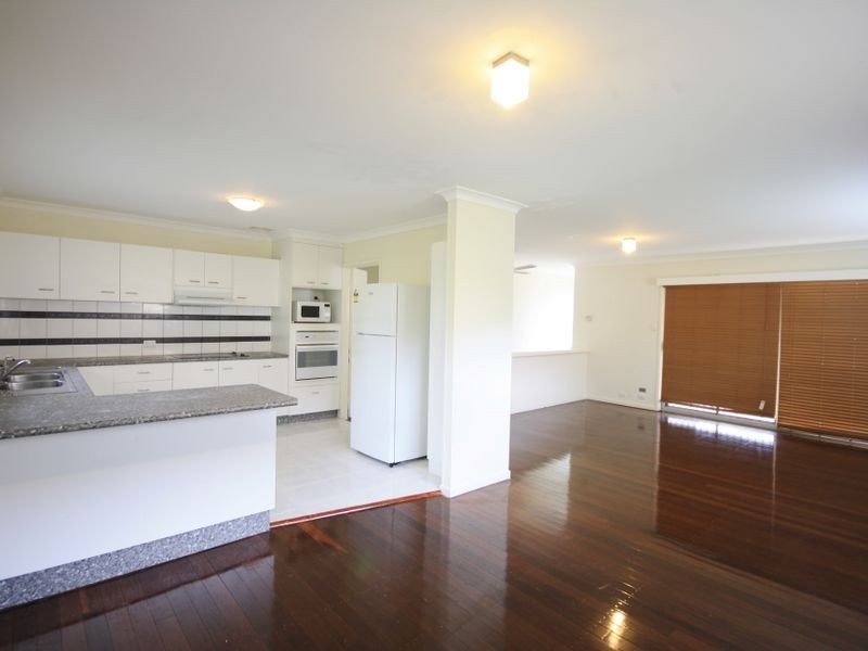 100 Wadley St, Macgregor QLD 4109