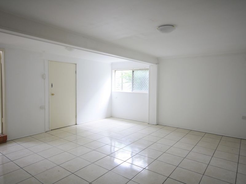 100 Wadley St, Macgregor QLD 4109