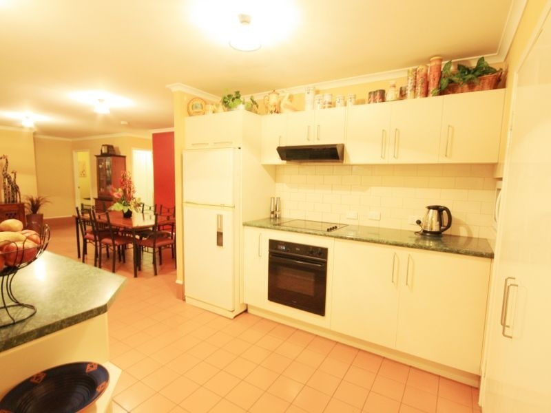 483 Algester Rd, Parkinson QLD 4115