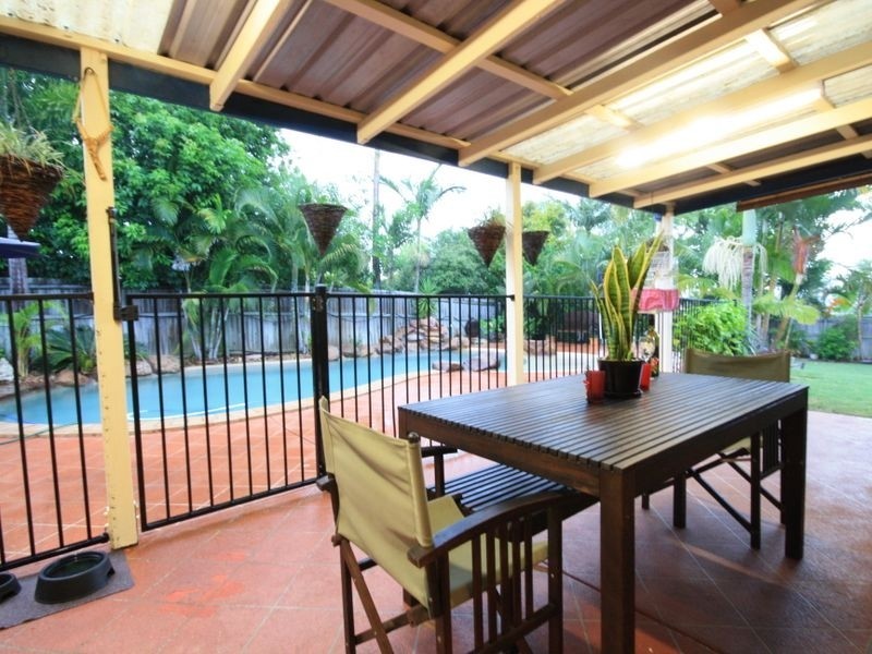 483 Algester Rd, Parkinson QLD 4115