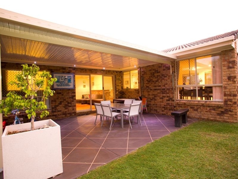 9 Boorala Cr, Eight Mile Plains QLD 4113