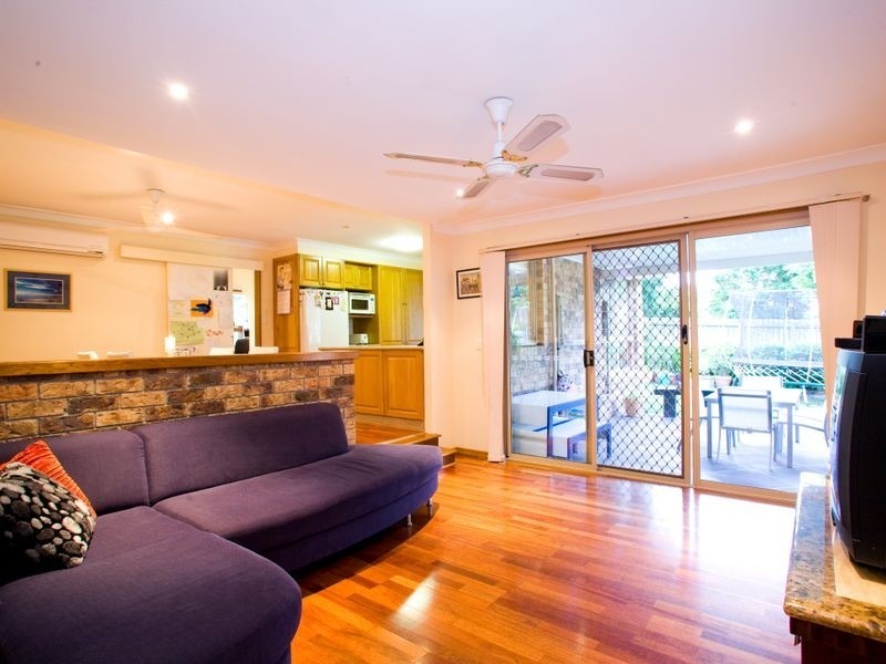 9 Boorala Cr, Eight Mile Plains QLD 4113