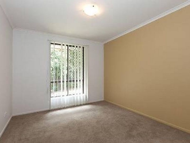 343 Winstanley Street, Carindale QLD 4152