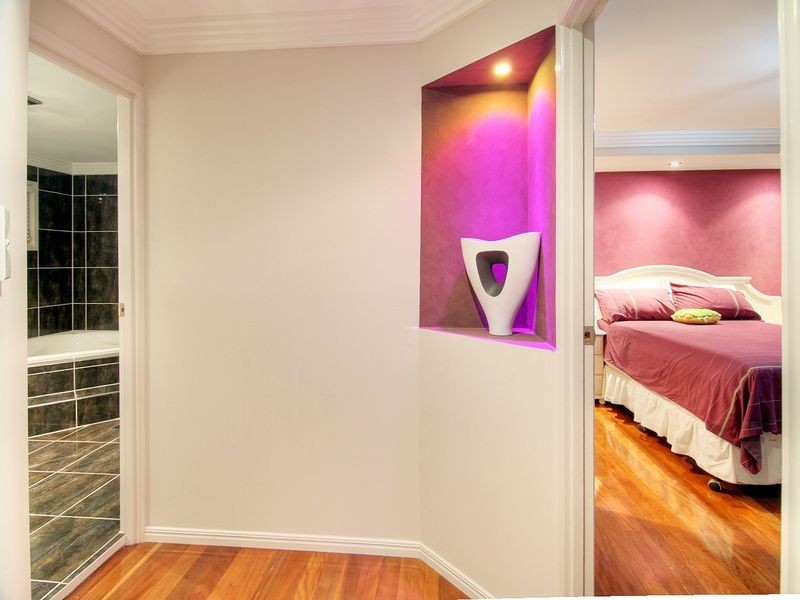 76 Chauvin Street, Robertson QLD 4109