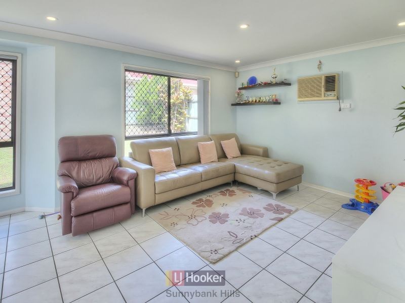 6 Mulgrave Crescent, Forest Lake QLD 4078