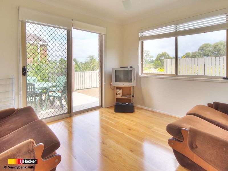 1 Wivenhoe Place, Runcorn QLD 4113