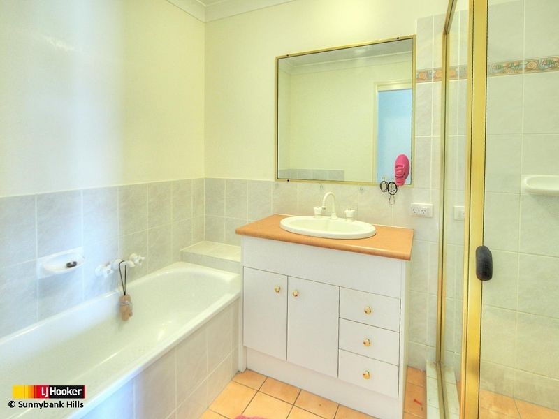 1 Wivenhoe Place, Runcorn QLD 4113